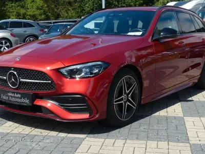 Gebraucht Mercedes C220 Business 200 PS (147 kW) 2022 Rot Limousine