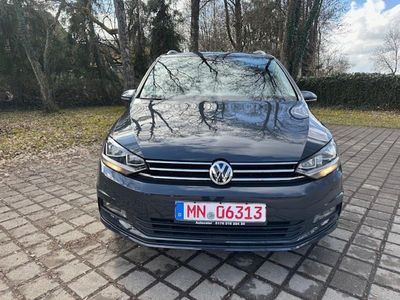 Gebraucht VW Touran 150 PS (110 kW) 2016 Grau Van / Kleinbus