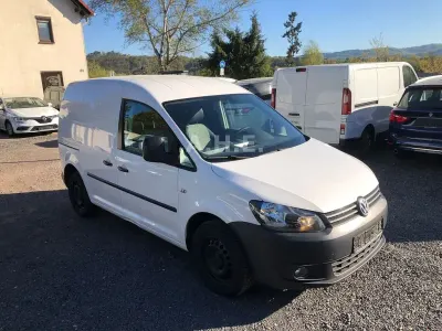 Second-hand VW Caddy 86 CP (63 kW) 2011 Alb Monovolum