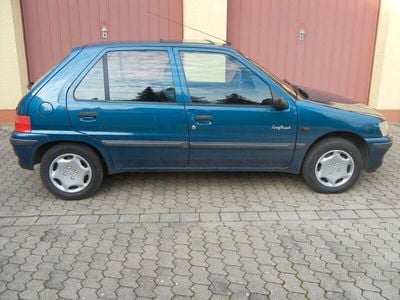 Peugeot 106