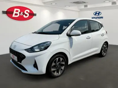 Gebraucht Hyundai i10 Trend 84 PS (61 kW) 2024 Weiß Kleinwagen