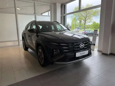 Neu Hyundai Tucson Select 150 PS (110 kW) 2025 Ecotronic grey SUV