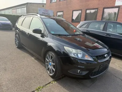 Gebraucht Ford Focus Sport 116 PS (85 kW) 2009 Schwarz Kombi