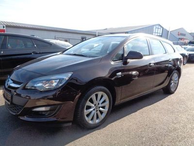 Gebraucht Opel Astra Active 140 PS (102 kW) 2013 Braun Kombi