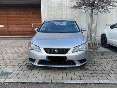 Silber Gebraucht 2013 Seat Leon Limousine | 8.200 € (Fairer Preis)