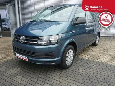 Gebraucht VW Multivan Trendline 150 PS (110 kW) 2018 Grün Van / Kleinbus