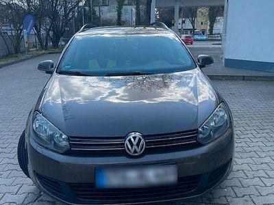 Gebraucht VW Golf VI Style 110 PS (80 kW) 2011 Braun Kleinwagen