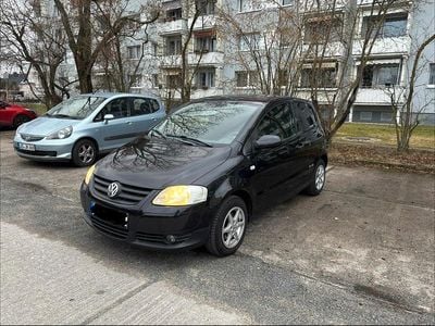 Gebraucht VW Fox Style 66 PS (48 kW) 2010 Schwarz Kleinwagen