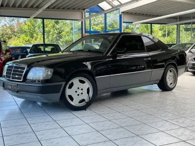 Gebraucht Mercedes E300 1989 Schwarz