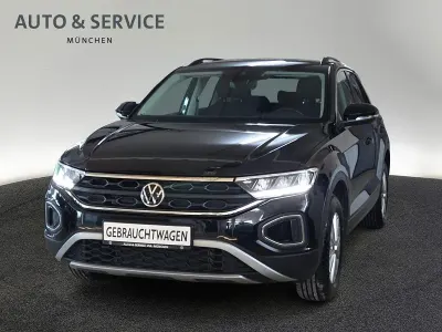 Używany VW T-Roc Life 110 KM (80 kW) 2024 Czarny SUV