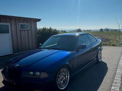 Gebraucht BMW 320 150 PS (110 kW) 1996 Blau Coupé
