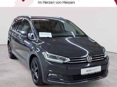 Uranograu Gebraucht 2020 VW Touran Highline Van / Kleinbus | 19.590 € (Guter Preis)