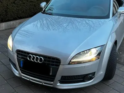 Gebraucht Audi TT Roadster 200 PS (147 kW) 2010 Silber Cabrio