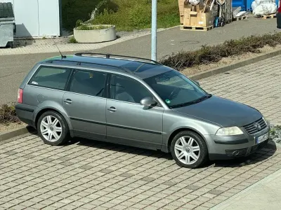 Usata VW Passat Exclusive 101 CV (74 kW) 2004 Grigio Station wagon
