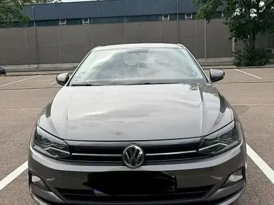 Gebraucht VW Polo Comfortline 95 PS (69 kW) 2019 Grau Kleinwagen