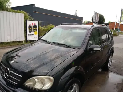 Gebraucht Mercedes ML55 AMG AMG 347 PS (255 kW) 2002 Schwarz SUV