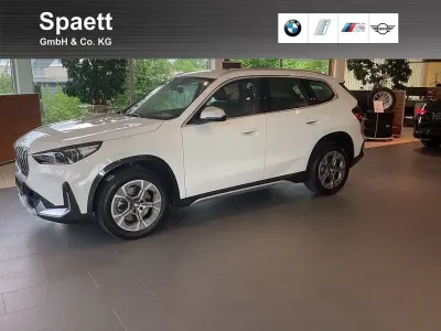 Gebraucht BMW X1 xLine 197 PS (144 kW) 2023 Alpinweiß uni SUV