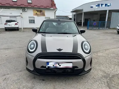 Occasion Mini Cooper Essential 136 ch (100 kW) 2024 Beige Citadine