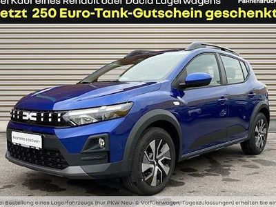 Nuova Dacia Sandero Expression 110 CV (80 kW) 2026 Blu Berlina