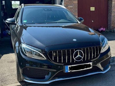 Usata Mercedes C220 AMG line 170 CV (125 kW) 2016 Nero Berlina