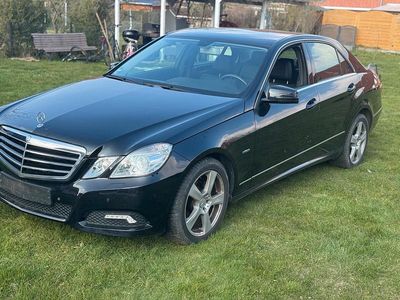 Usata Mercedes E200 184 CV (135 kW) 2010 Nero Berlina