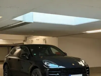 Gebraucht Porsche Macan 245 PS (180 kW) 2021 Schwarz SUV