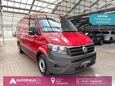 Gebraucht VW Crafter 140 PS (102 kW) 2022 Rot Van