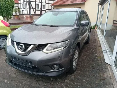 Gebraucht Nissan X-Trail Acenta 131 PS (96 kW) 2016 Grau SUV