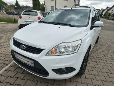 Gebraucht Ford Focus Viva 109 PS (80 kW) 2011 Weiß Limousine