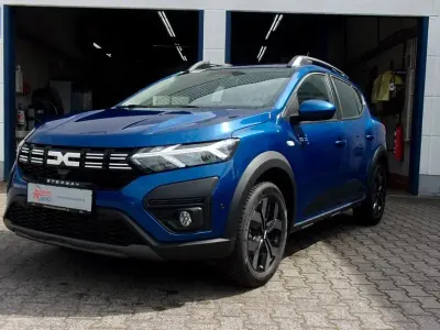 Gebraucht Dacia Sandero Expression 91 PS (66 kW) 2025 Blau SUV