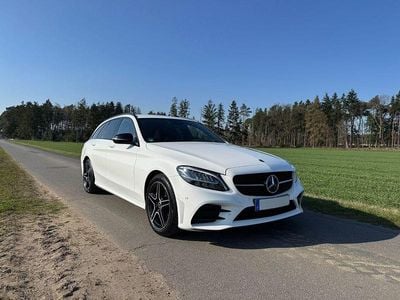 Gebraucht Mercedes C220 194 PS (142 kW) 2021 Weiß Limousine