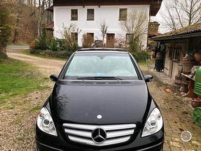 Gebraucht Mercedes B200 136 PS (100 kW) 2007 Schwarz Van / Kleinbus