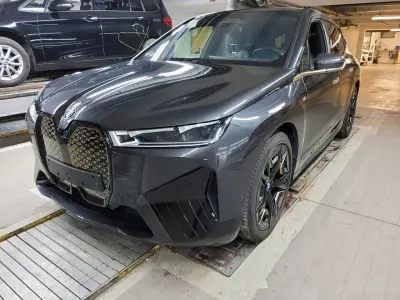 Gebraucht BMW iX Performance 455 kW (619 PS) 2023 Schwarz SUV