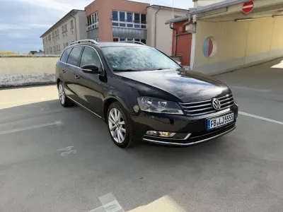 Second-hand VW Passat Highline 140 CP (102 kW) 2012 Negru Break