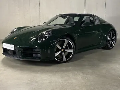 Neu Porsche 911 Targa 4S 480 PS (353 kW) 2025 Brewstergreen Cabrio