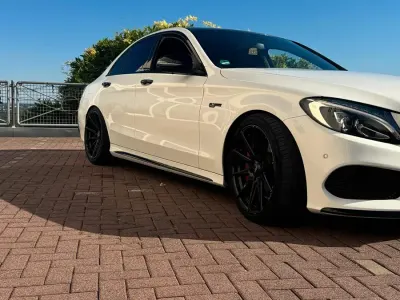 Gebraucht Mercedes 500 AMG 500 PS (367 kW) 2017 Weiß Limousine