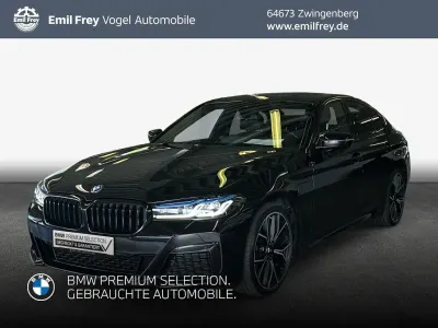 Gebraucht BMW 545e Sport Line 286 PS (210 kW) 2022 Carbonschwarz metallic Limousine