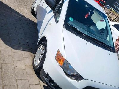 Gebraucht Mitsubishi Colt 75 PS (55 kW) 2009 Weiß Kleinwagen