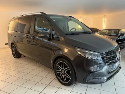 Gebraucht Mercedes V250 Style 190 PS (139 kW) 2024 Grau Van / Kleinbus