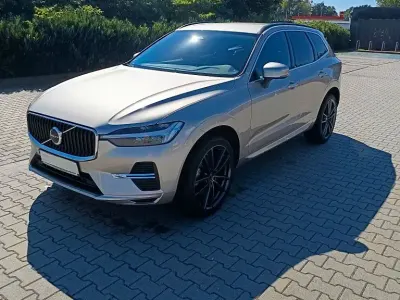Gebraucht Volvo XC60 197 PS (144 kW) 2023 Grau SUV