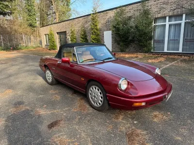 Gebraucht Alfa Romeo Spider 120 PS (88 kW) 1991 Rot Cabrio