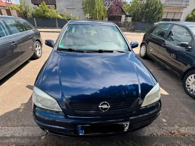 Gebraucht Opel Astra 116 PS (85 kW) 1999 Blau Limousine