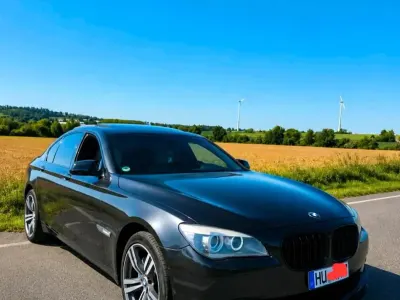 Gebraucht BMW 730 245 PS (180 kW) 2009 Grau Limousine