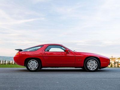 Second-hand Porsche 928 320 CP (235 kW) 1988 Roșu Coupe