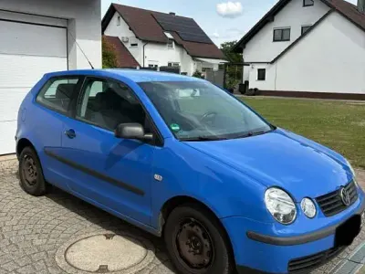 Gebraucht VW Polo Basis 64 PS (47 kW) 2002 Blau Limousine