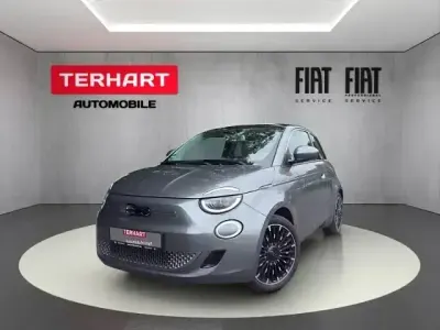 Gebraucht Fiat 500e La Prima 86 kW (118 PS) 2022 Mineral grau) (grau Kleinwagen