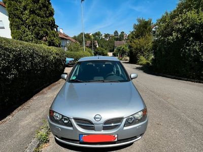 Nissan Almera