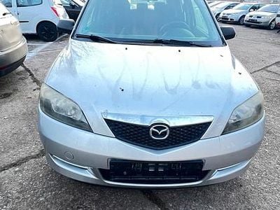 Gebraucht Mazda 2 74 PS (54 kW) 2003 Silber Kleinwagen