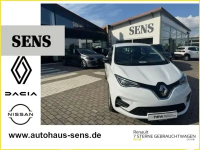 Gebraucht Renault Zoe Life 50 kW (69 PS) 2021 Arktisweiss Kleinwagen