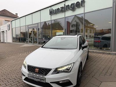 Weiß Gebraucht 2019 Seat Leon ST 4Drive Kombi | 22.490 € (Fairer Preis)